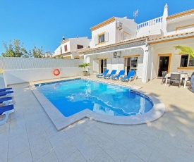 Villa Chiquito Albufeira - Private Pool&Parking - BBQ&AC&WI-FI