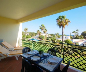 Apartment Coelha Beach - Pool - Free Wi-Fi - Air Con