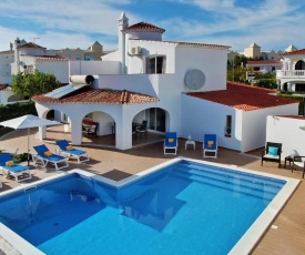 Villa Francella- Relaxing holidays in an ideal location