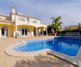 Vale do Garrao Villa Sleeps 12 Pool Air Con WiFi