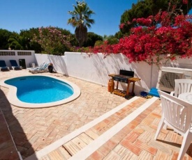 Vale do Garrao Villa Sleeps 4 Pool Air Con