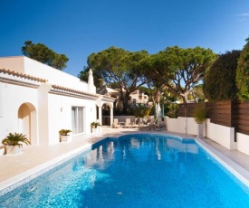 Vale do Garrao Villa Sleeps 8 Pool Air Con WiFi