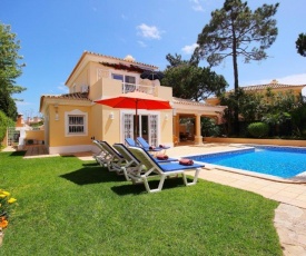 Almancil Villa Sleeps 6 Pool Air Con WiFi T607844