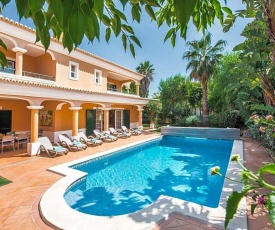 Vale do Lobo Villa Sleeps 8 Pool Air Con