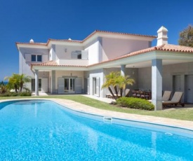 Vale do Lobo Villa Sleeps 8 Pool Air Con WiFi