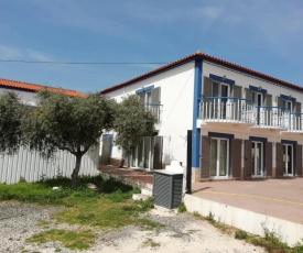 Burgau125 - villa near the beach