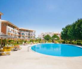 Fabulous pool side Corcovada Apartament