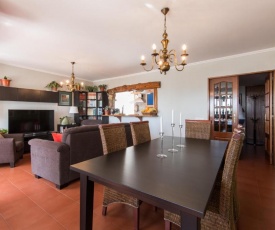 "HomeySuite" in Estoril Beach Apartment