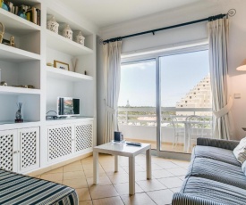 Feels Like Home Monte Gordo Beach Apartment with Balcony