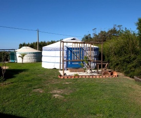 Quintal Yurts