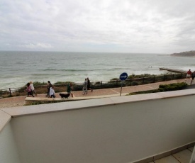 Waves View- Albufeira