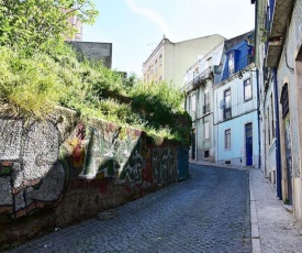 Bombarda Charming Central Apartment