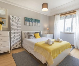 LovelyStay - Charming Marques Flat