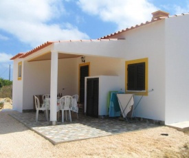 House with 4 bedrooms in Aljezur with furnished terrace and WiFi 4 km from the beach