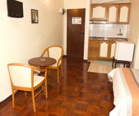 Studio in Funchal with wonderful city view and WiFi 5 km from the beach