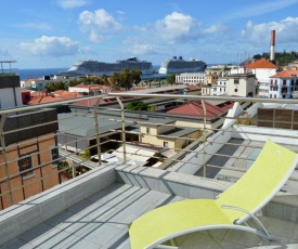 Top Floor in City Center Funchal