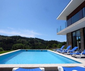 Villa with 4 bedrooms in Vieira do Minho with wonderful mountain view private pool furnished garden