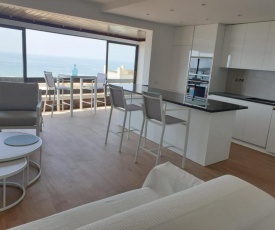 Exceptional Sea View Luxury apartment 30m beach