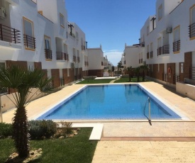 Prestige For Home - Apartamento Cabanas com Piscina Exterior