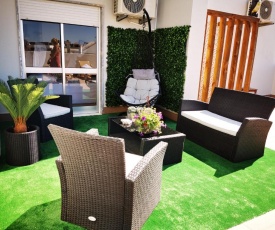 Penthouse T3 com Terraço e BBQ