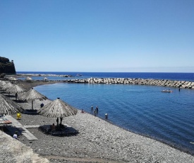 Apartment Near the Sea