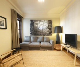 FLH Porto Spacious Flat