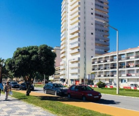 Sabor a Verão, T1 em frente à praia com TV