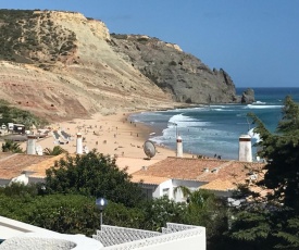 Luz Beach Town House