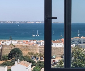 3 bedroom apartment w/ amazing view