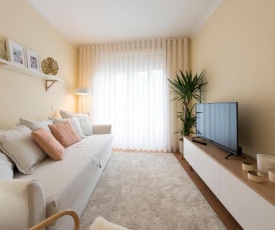 LovelyStay - Beloved 3B Central Apartment