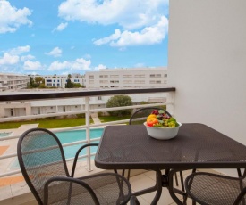 B40 - Marina View Apartment