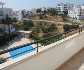 C04 - Pool View 3 Bed Apartment